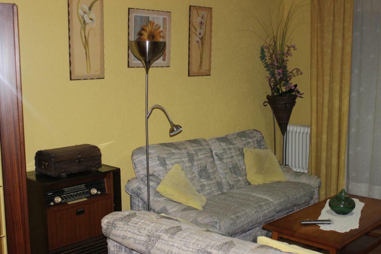 Vivienda Familiar Con Jardin Junto A Ifema Apartment Madrid Bagian luar foto