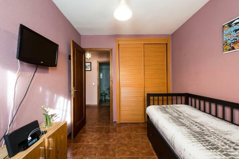 Vivienda Familiar Con Jardin Junto A Ifema Apartment Madrid Bagian luar foto