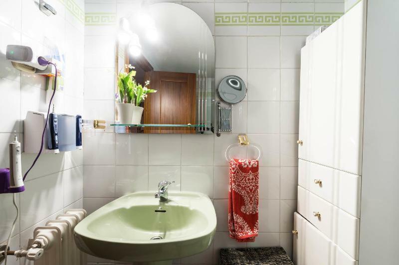 Vivienda Familiar Con Jardin Junto A Ifema Apartment Madrid Bagian luar foto