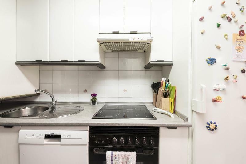 Vivienda Familiar Con Jardin Junto A Ifema Apartment Madrid Bagian luar foto