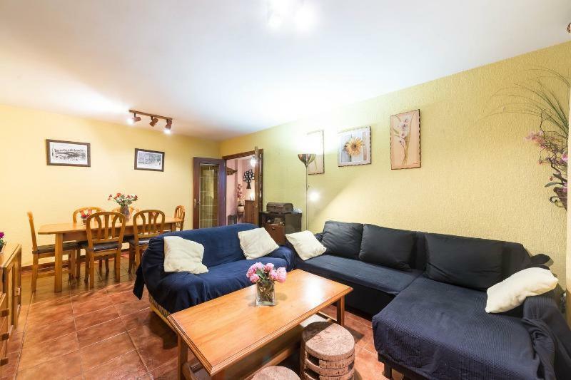 Vivienda Familiar Con Jardin Junto A Ifema Apartment Madrid Bagian luar foto