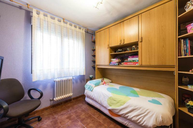 Vivienda Familiar Con Jardin Junto A Ifema Apartment Madrid Bagian luar foto